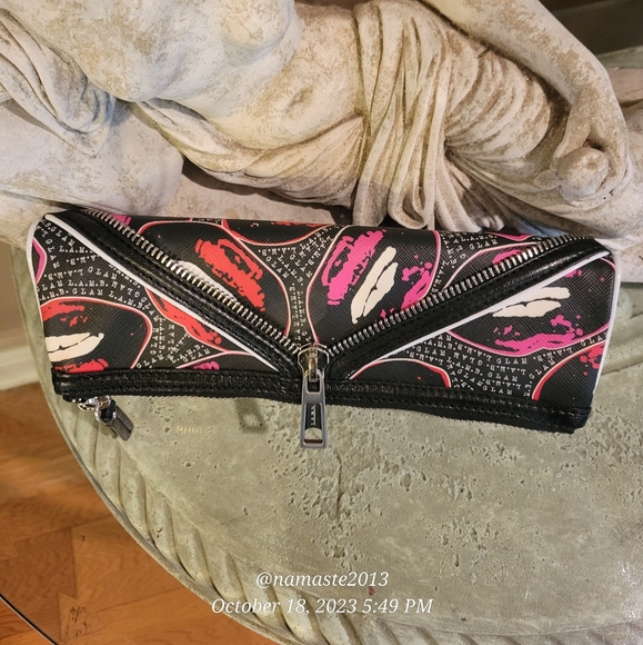 L.A.M.B. by Gwen Stefani Glam Lips Kisses Xoxo Luxury Designer Bag #602 - Picture 2 of 11